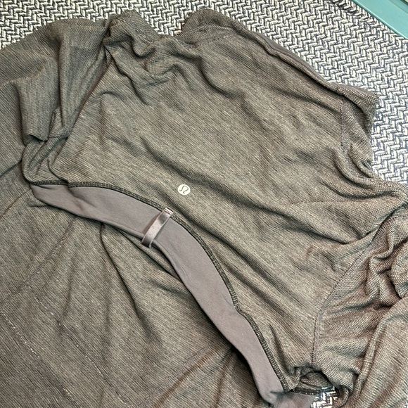 Lululemon Athletica Women’s Define Jacket Size 12 - Picture 7 of 9